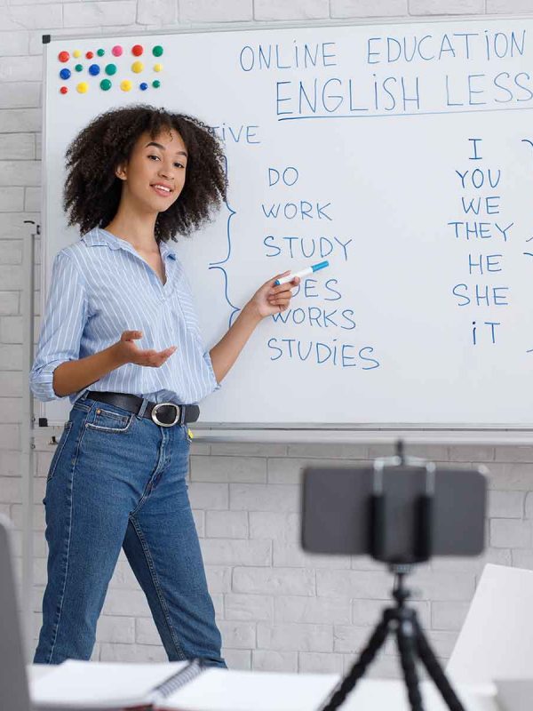 correspondence-education-and-e-learning-african-am-LRNSZRM.jpg